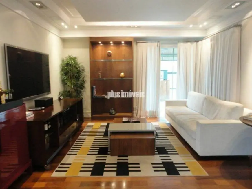 Foto 5 de Apartamento com 4 Quartos para alugar, 290m² em Villaggio Panamby, São Paulo