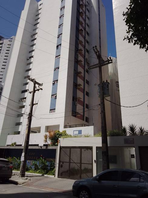 Foto 1 de Apartamento com 5 Quartos à venda, 150m² em Boa Viagem, Recife