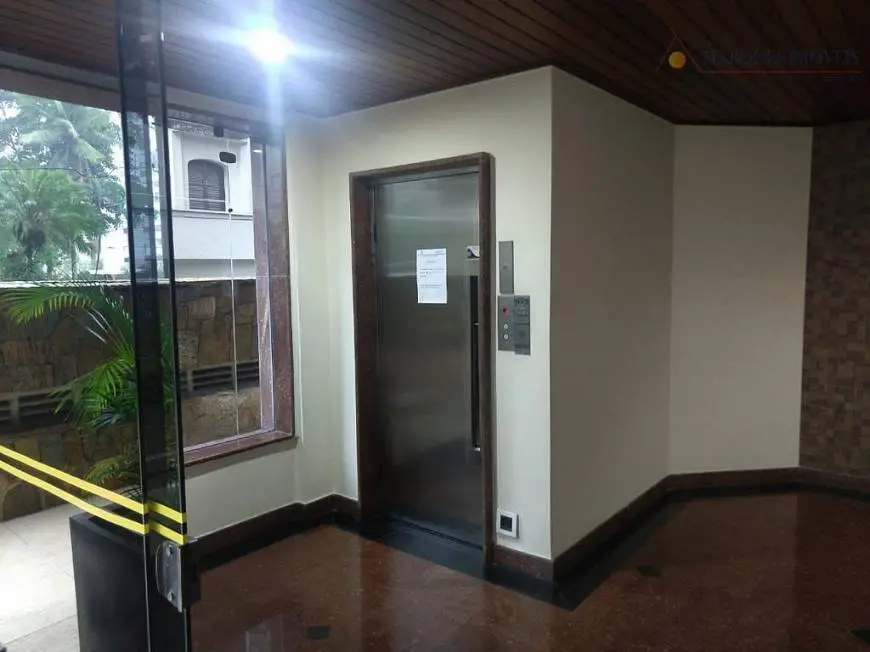 Foto 2 de Apartamento com 5 Quartos à venda, 200m² em Centro, Guarujá