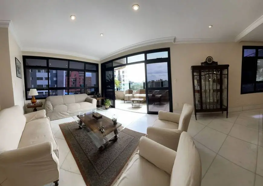 Foto 2 de Apartamento com 5 Quartos à venda, 204m² em Funcionários, Belo Horizonte