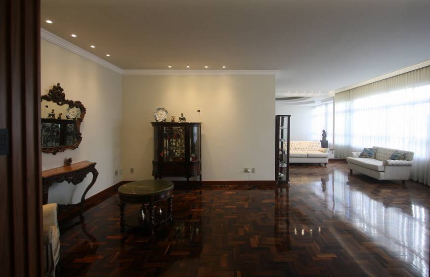 Foto 1 de Apartamento com 5 Quartos à venda, 300m² em Funcionários, Belo Horizonte