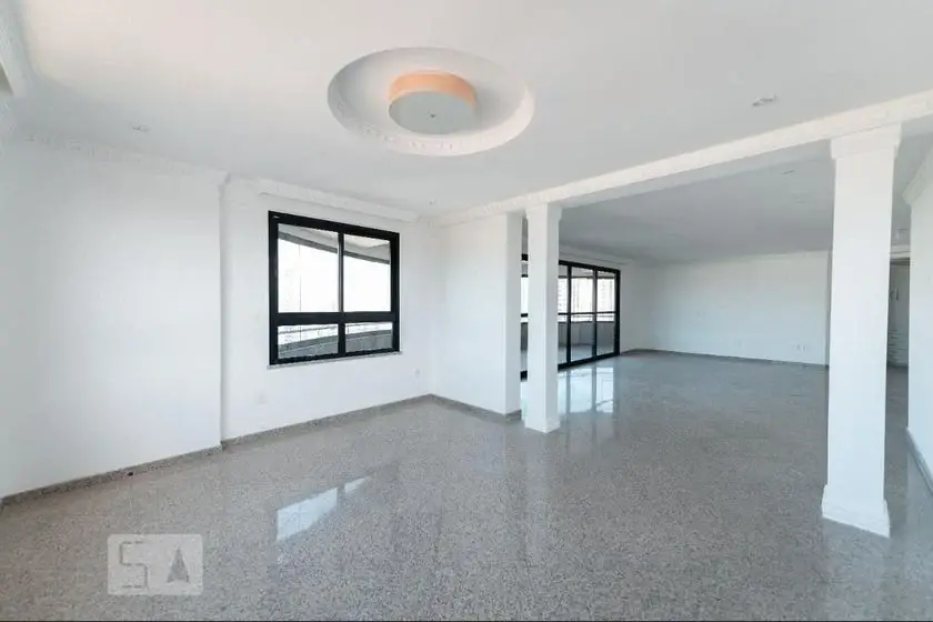 Foto 1 de Apartamento com 5 Quartos para alugar, 248m² em Guararapes, Fortaleza