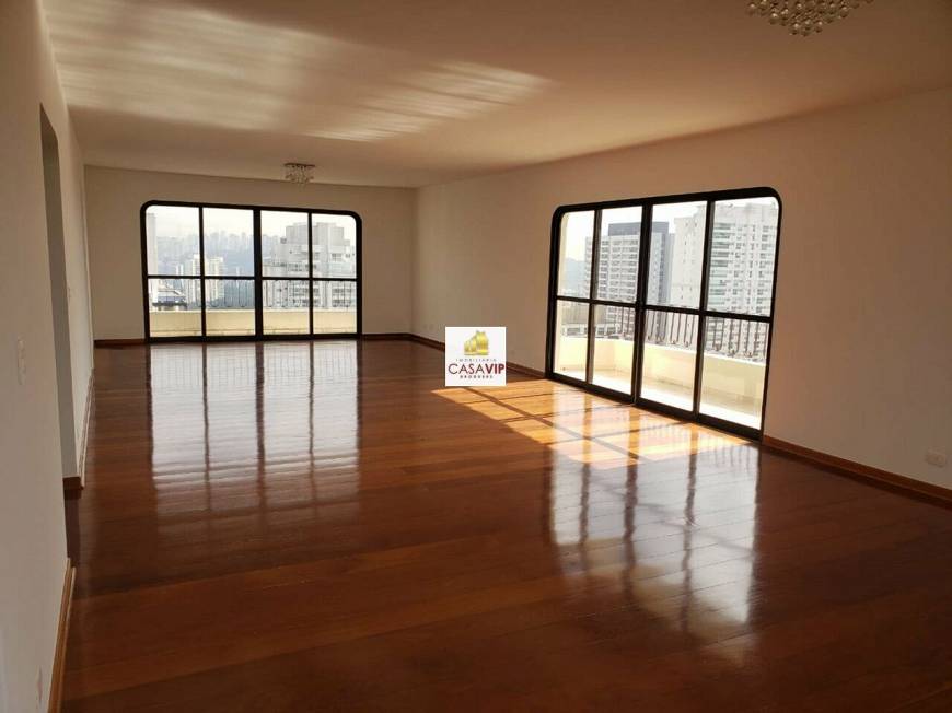 Foto 1 de Apartamento com 5 Quartos à venda, 600m² em Santo Amaro, São Paulo