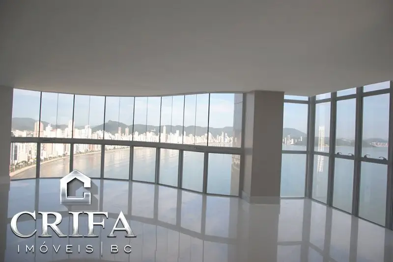 Foto 1 de Apartamento com 6 Quartos à venda, 490m² em Barra Sul, Balneário Camboriú