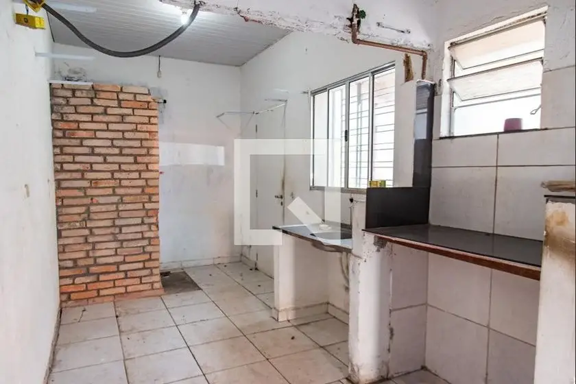 Foto 1 de Casa com 1 Quarto para alugar, 30m² em Cambuci, São Paulo