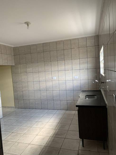 Foto 3 de Casa com 1 Quarto para alugar, 40m² em Jardim Santa Mena, Guarulhos