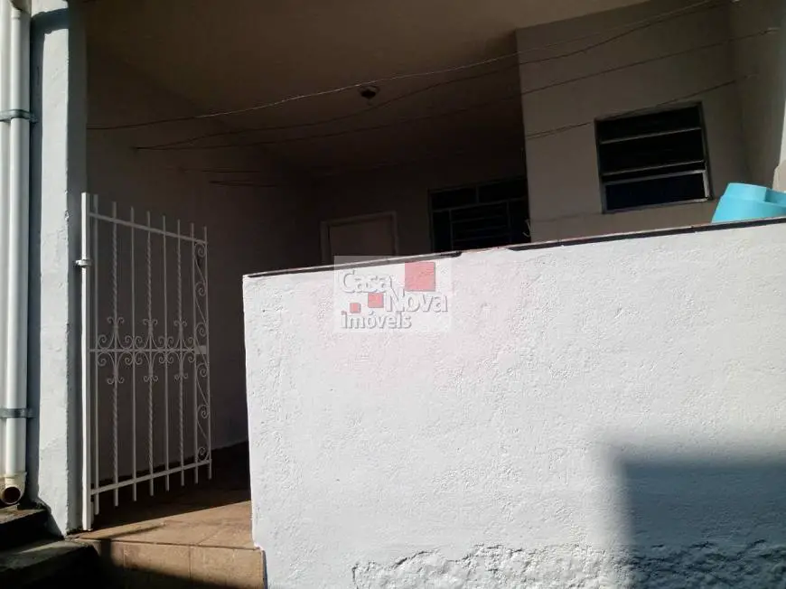 Foto 3 de Casa com 1 Quarto para alugar, 10m² em Vila Leonor, São Paulo