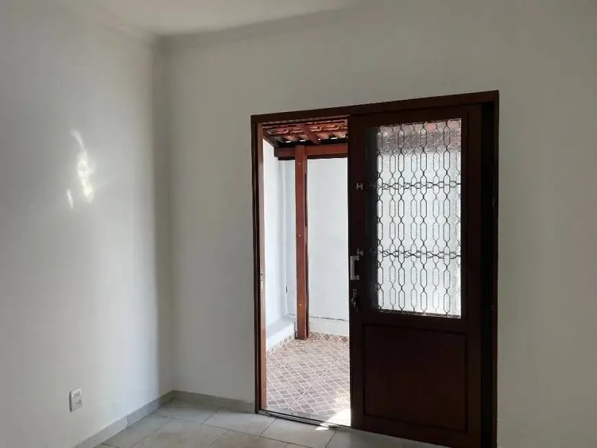 Foto 4 de Casa com 1 Quarto para alugar, 50m² em Vila Martina, Valinhos