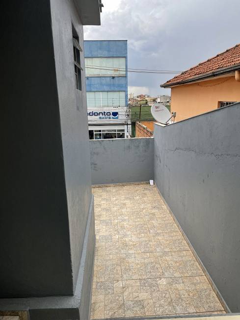 Foto 4 de Casa com 1 Quarto para alugar, 63m² em Vila Serralheiro, São Paulo