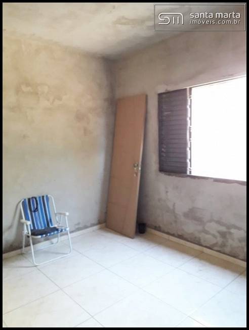 Foto 2 de Casa com 2 Quartos à venda, 320m² em Bairro da Cruz, Lorena