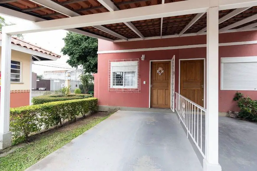 Foto 4 de Casa com 2 Quartos à venda, 92m² em Camaquã, Porto Alegre