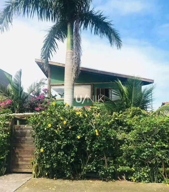 Foto 1 de Casa com 2 Quartos para alugar, 120m² em Campeche, Florianópolis