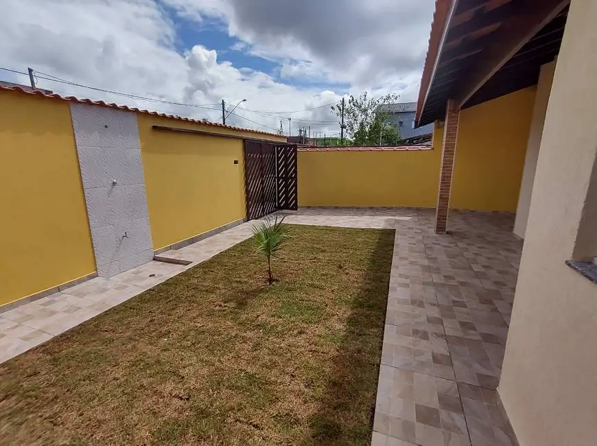 Foto 1 de Casa com 2 Quartos à venda, 80m² em Centro, Itanhaém