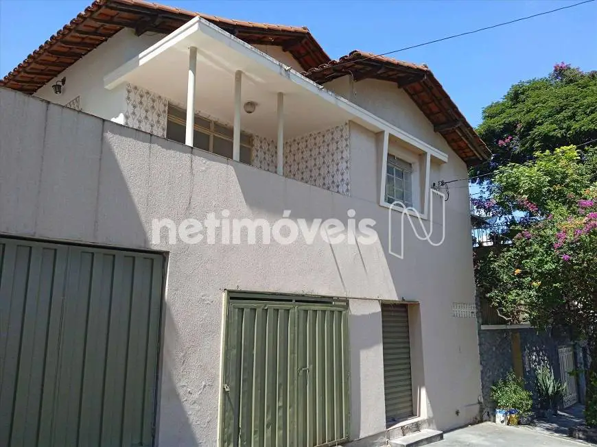Foto 1 de Casa com 2 Quartos para alugar, 215m² em Dom Bosco, Belo Horizonte