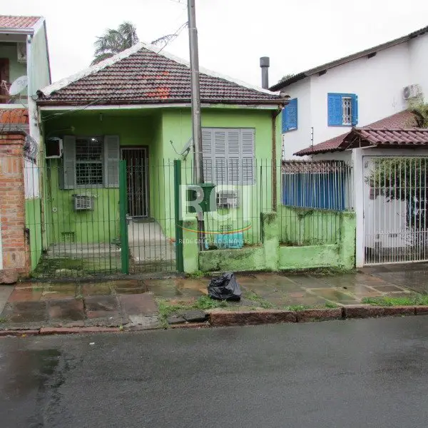 Foto 1 de Casa com 2 Quartos à venda, 60m² em Glória, Porto Alegre