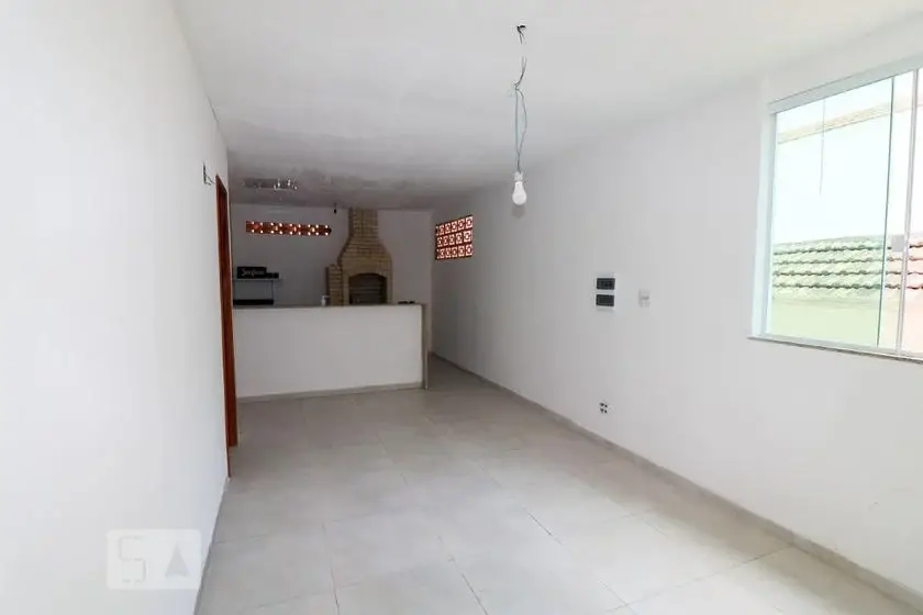 Foto 1 de Casa com 2 Quartos para alugar, 66m² em Grajaú, Rio de Janeiro