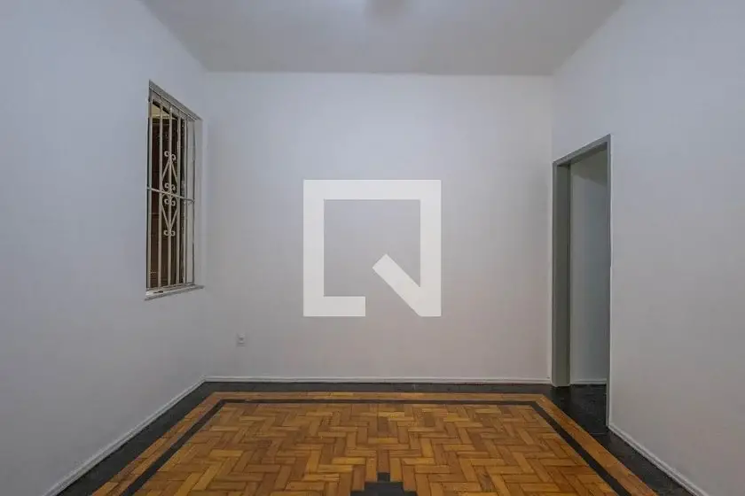 Foto 3 de Casa com 2 Quartos para alugar, 71m² em Grajaú, Rio de Janeiro
