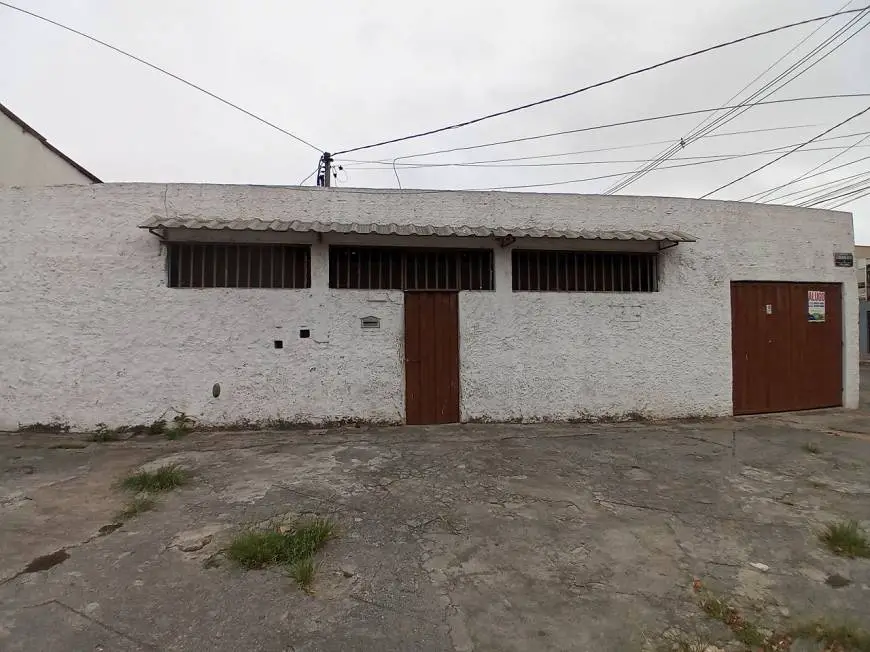 Foto 1 de Casa com 2 Quartos para alugar, 80m² em Guarani, Belo Horizonte
