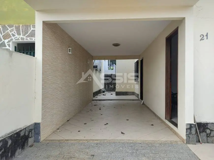 Foto 3 de Casa com 2 Quartos à venda, 150m² em Horto, Campos dos Goytacazes