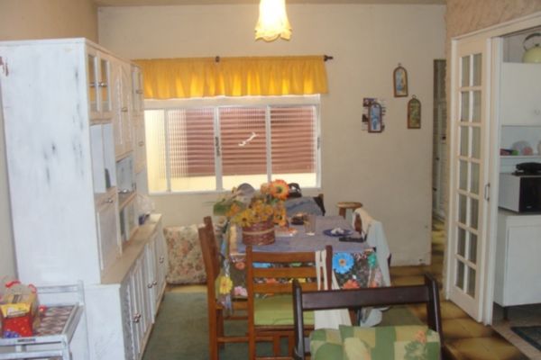 Foto 5 de Casa com 2 Quartos à venda, 150m² em Ipanema, Porto Alegre