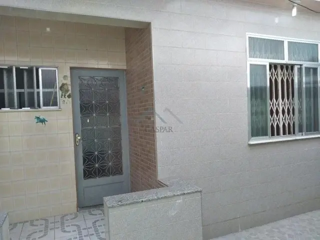 Foto 1 de Casa com 2 Quartos à venda, 55m² em Irajá, Rio de Janeiro
