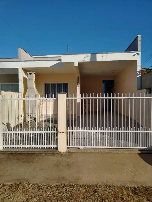 Foto 1 de Casa com 2 Quartos para alugar, 70m² em Itacolomi, Balneário Piçarras