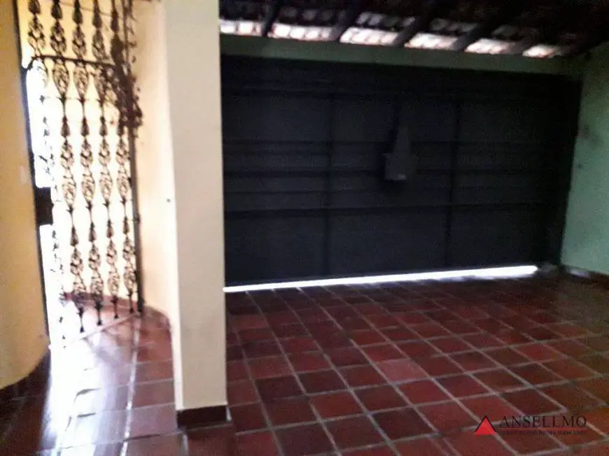 Foto 2 de Casa com 2 Quartos para alugar, 345m² em Jardim, Santo André