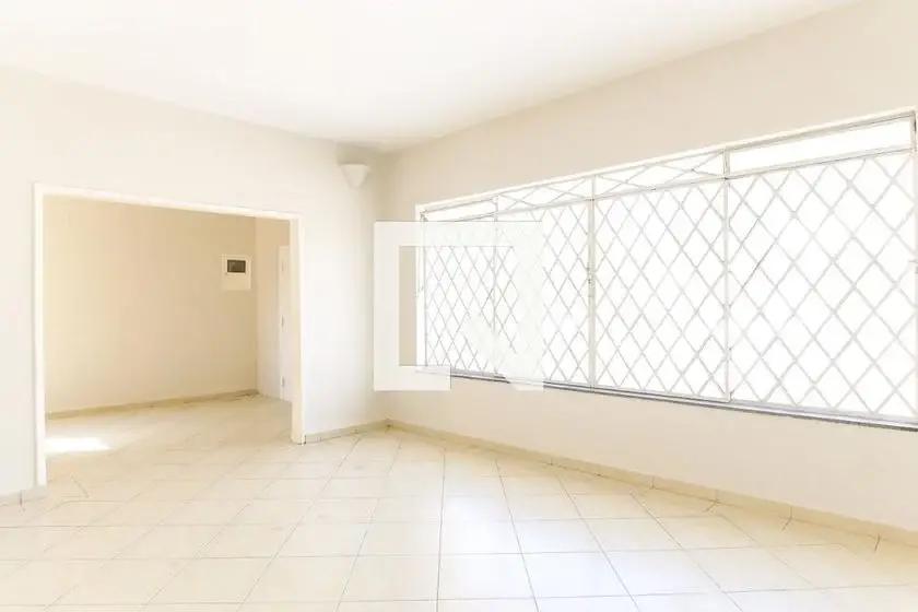 Foto 4 de Casa com 2 Quartos para alugar, 200m² em Jardim Bela Vista, São José dos Campos