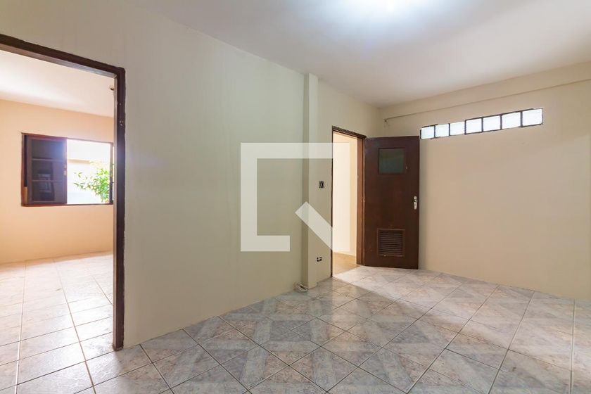 Foto 1 de Casa com 2 Quartos para alugar, 200m² em Jardim das Flores, Osasco