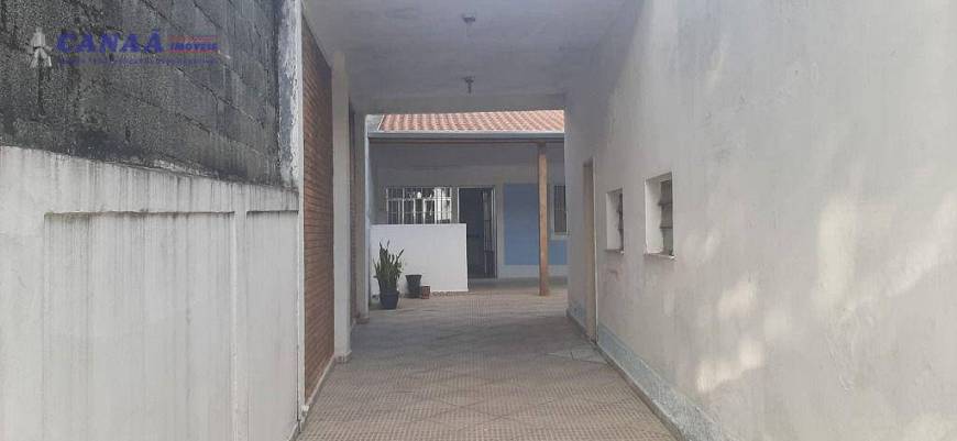Foto 3 de Casa com 2 Quartos à venda, 223m² em Jardim Ouro Preto, Taboão da Serra