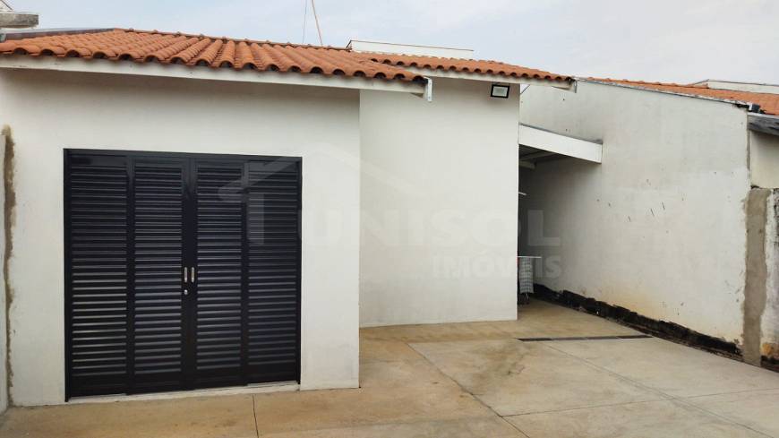 Foto 3 de Casa com 2 Quartos à venda, 75m² em Jardim Santa Antonieta, Marília