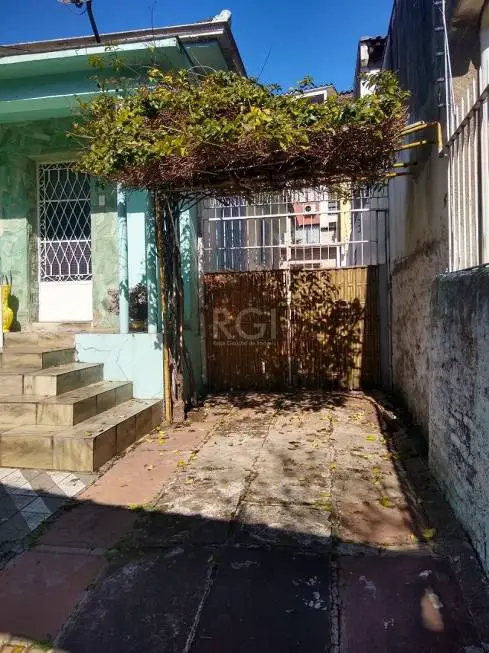 Foto 2 de Casa com 2 Quartos à venda, 165m² em Menino Deus, Porto Alegre