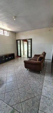 Foto 3 de Casa com 2 Quartos à venda, 80m² em Parque das Flores, Goiânia