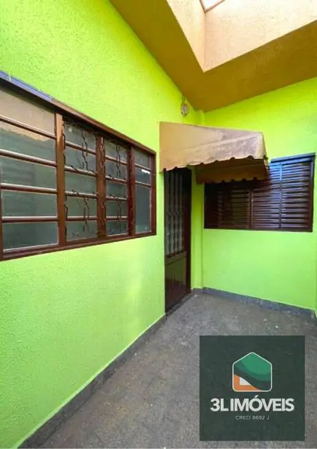 Foto 1 de Casa com 2 Quartos para alugar, 60m² em Parque São Carlos, Três Lagoas