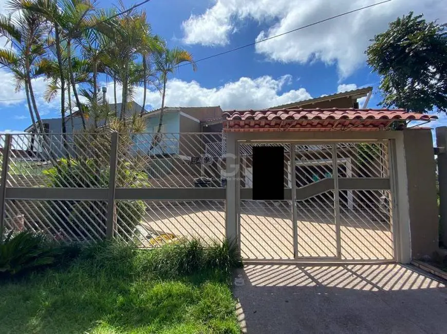 Foto 1 de Casa com 2 Quartos à venda, 109m² em Restinga, Porto Alegre