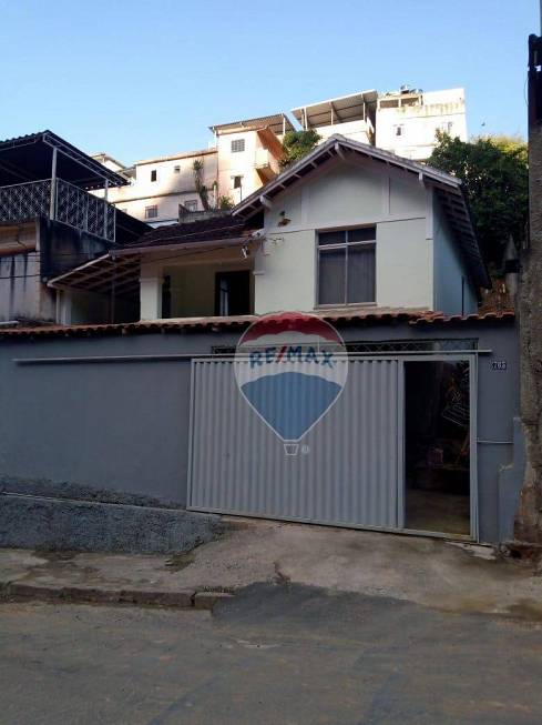 Foto 4 de Casa com 2 Quartos à venda, 42m² em Santa Cecília, Juiz de Fora
