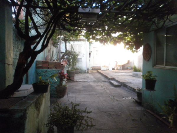 Foto 5 de Casa com 2 Quartos à venda, 88m² em Santa Cecília, Porto Alegre