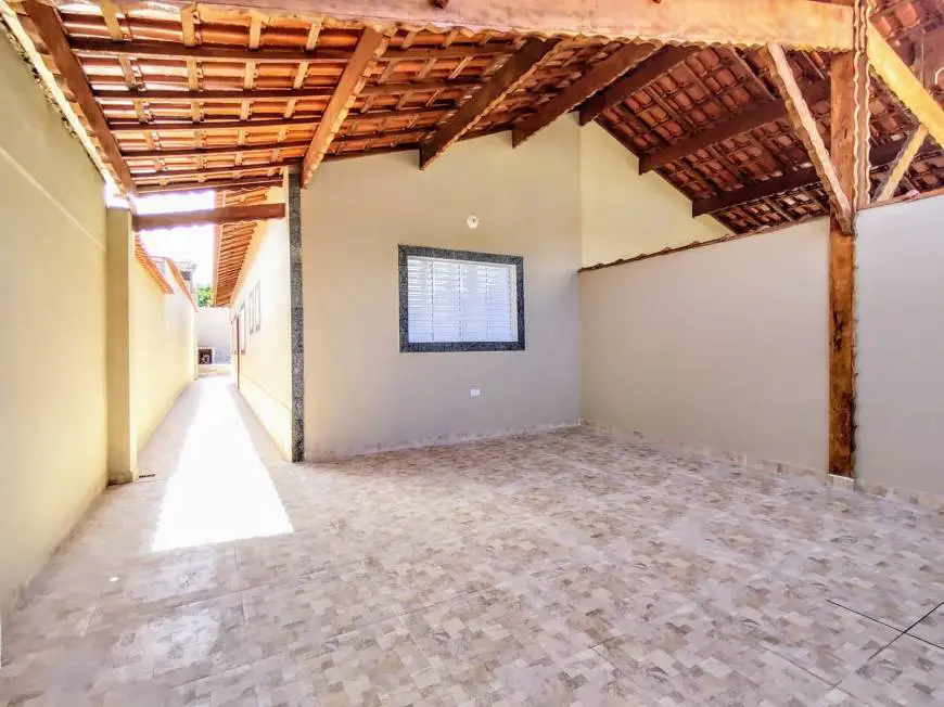 Foto 1 de Casa com 2 Quartos à venda, 80m² em Santa Eugenia, Mongaguá