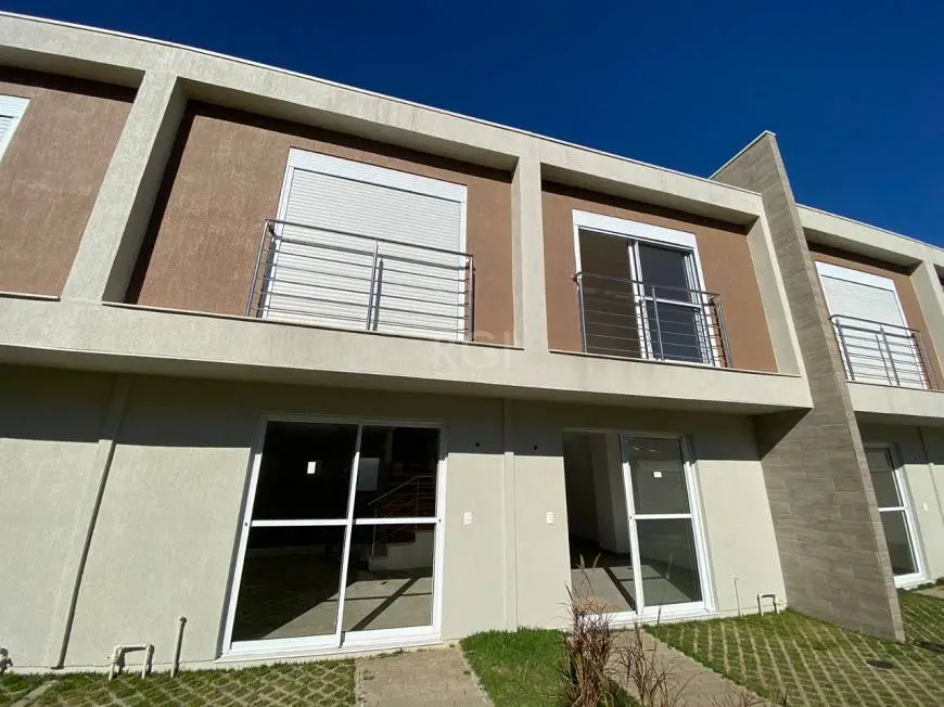 Foto 1 de Casa com 2 Quartos à venda, 117m² em Santa Fé, Porto Alegre
