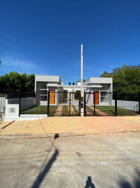 Foto 3 de Casa com 2 Quartos à venda, 71m² em Santa Lucia, Campo Bom
