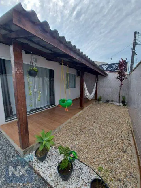 Foto 1 de Casa com 2 Quartos à venda, 90m² em Santa Regina, Itajaí