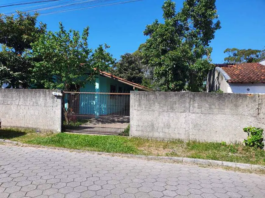 Foto 1 de Casa com 2 Quartos para alugar, 80m² em São João do Rio Vermelho, Florianópolis