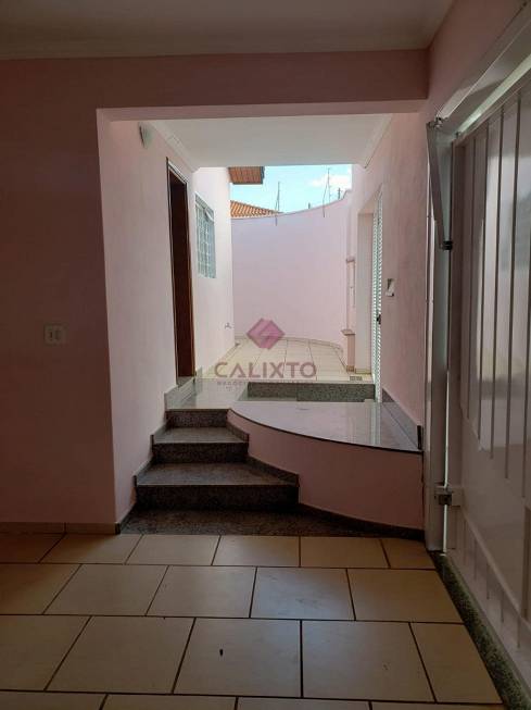 Foto 4 de Casa com 2 Quartos para alugar, 95m² em São Joaquim, Franca