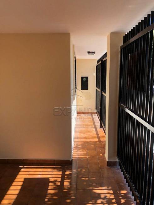 Foto 5 de Casa com 2 Quartos para alugar, 127m² em Shangri-La, Sertãozinho