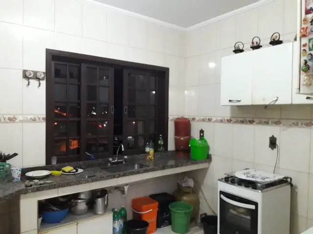 Foto 3 de Casa com 2 Quartos para alugar, 100m² em Solar Dos Lagos, São Lourenço
