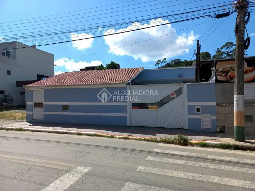 Foto 1 de Casa com 2 Quartos à venda, 375m² em Tabuleiro Monte Alegre, Camboriú