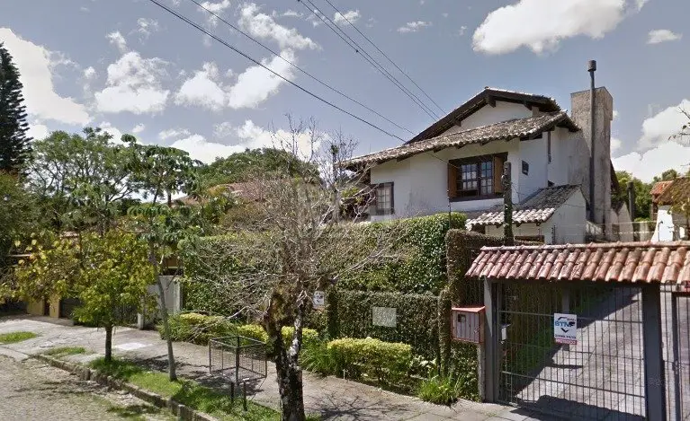 Foto 2 de Casa com 2 Quartos à venda, 245m² em Vila Assunção, Porto Alegre
