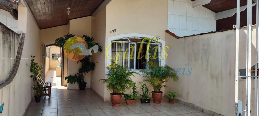 Foto 2 de Casa com 2 Quartos à venda, 78m² em Vila Caicara, Praia Grande