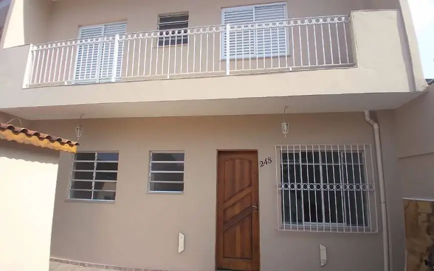 Foto 2 de Casa com 2 Quartos para alugar, 100m² em Vila Carrão, São Paulo