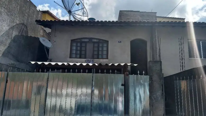 Foto 1 de Casa com 2 Quartos à venda, 90m² em Vila Flórida, Guarulhos